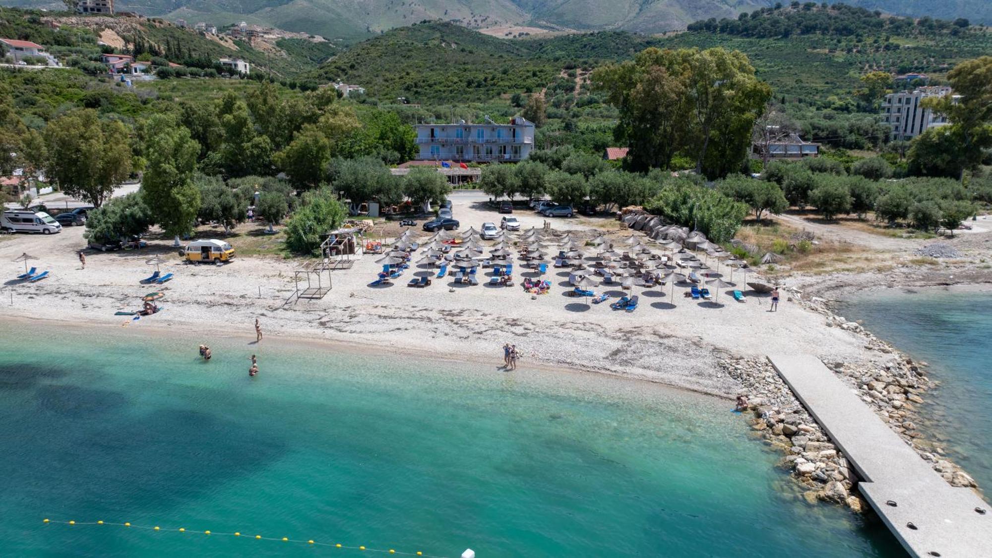 Hotel Nika Radhimë المظهر الخارجي الصورة