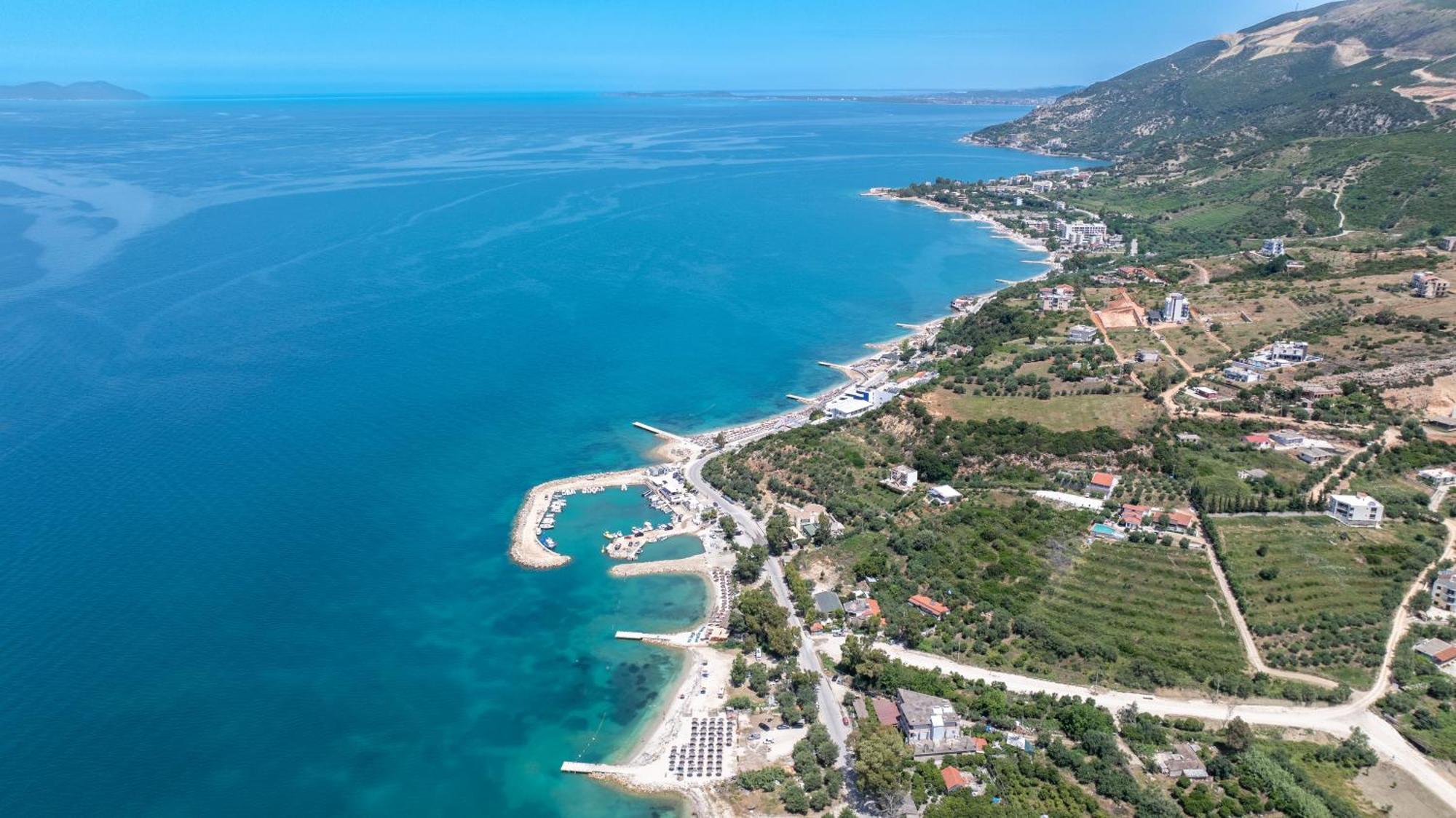 Hotel Nika Radhimë المظهر الخارجي الصورة