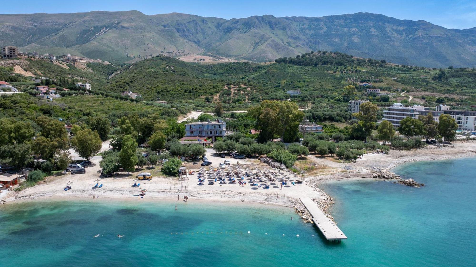 Hotel Nika Radhimë المظهر الخارجي الصورة