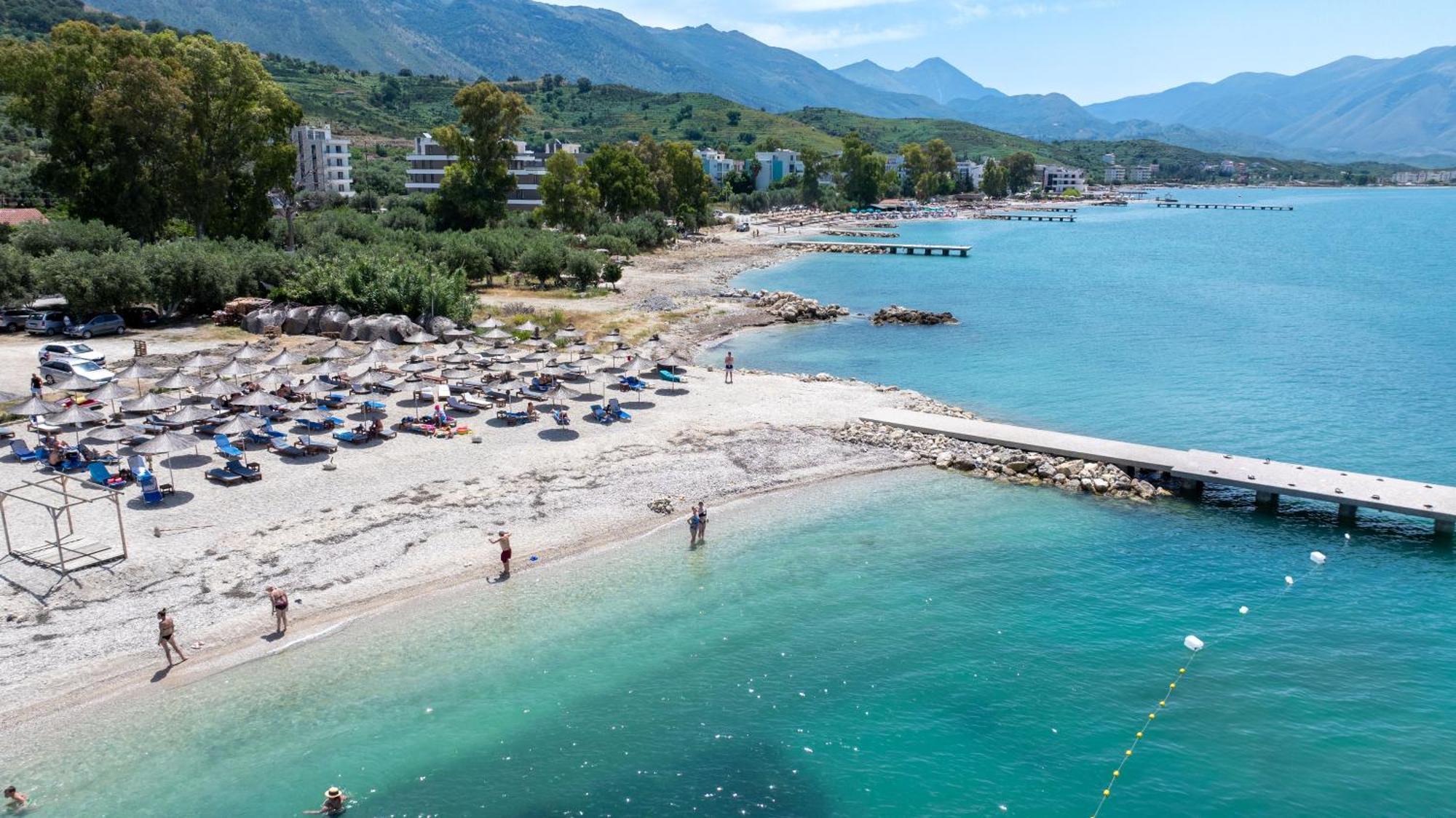 Hotel Nika Radhimë المظهر الخارجي الصورة